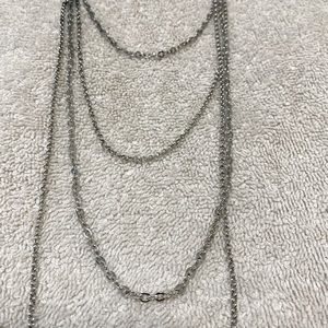Elegant chain necklace